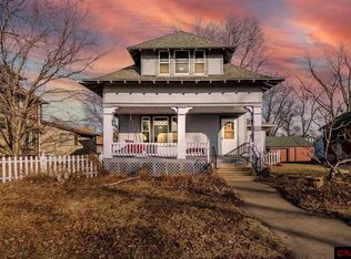 517 2nd Ave NE, Waseca, MN 56093