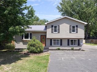 2521 Griffith Dr, Cortland, OH 44410