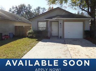 5054 N Knightsbridge Cir, Jacksonville, FL 32244