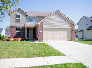 9055 Elbert Dr, Romulus, MI 48174