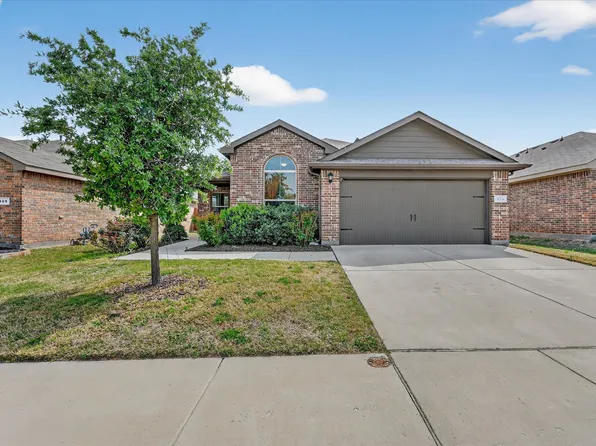 824 Rutherford Dr, Crowley, TX 76036
