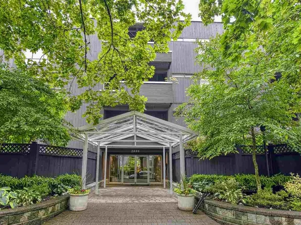 2885 Spruce St #205, Vancouver, BC V6H 2R4