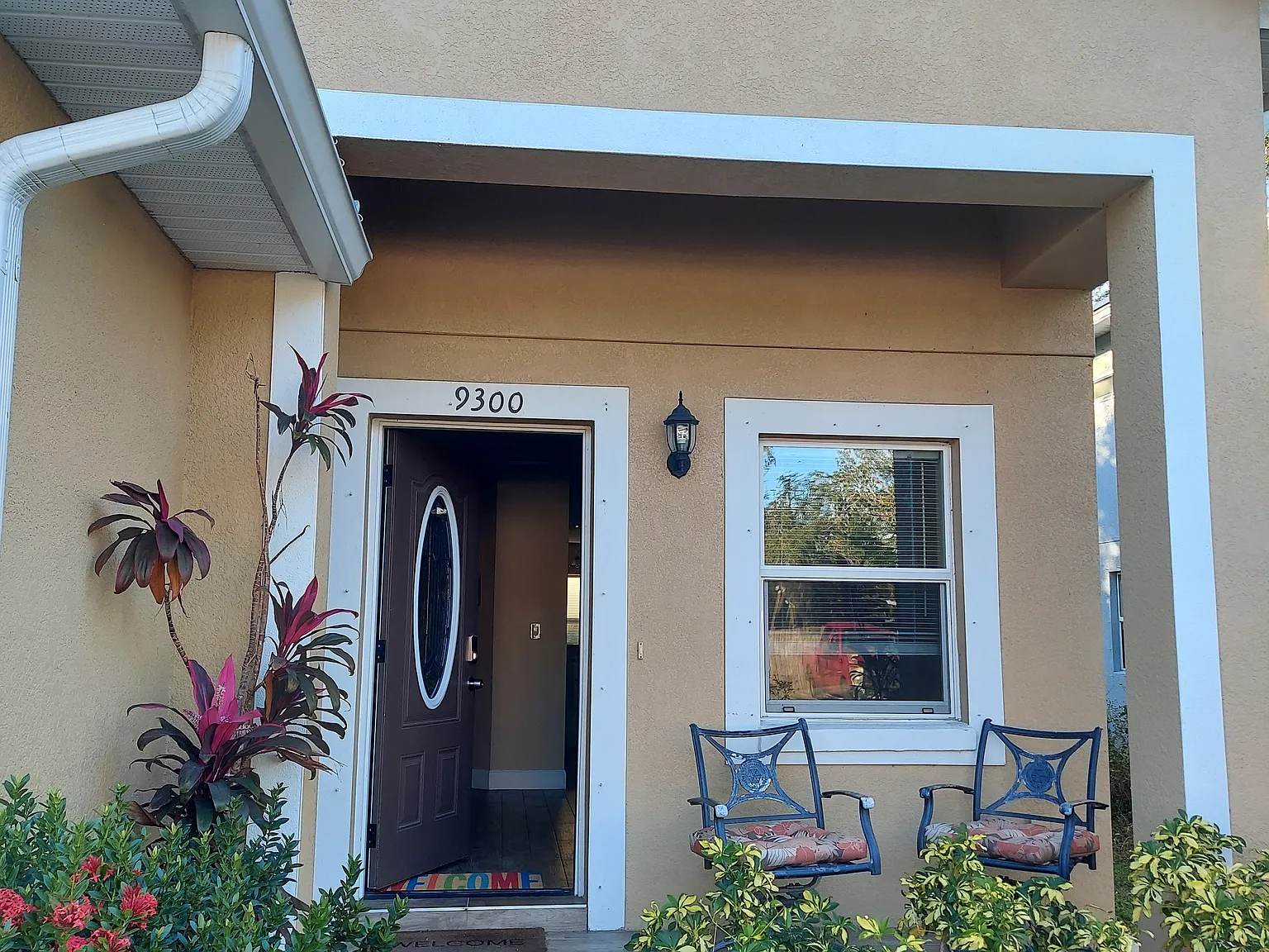 3 bed, 2.5 bath, 1629 sqft, $2,500 — Photo 2