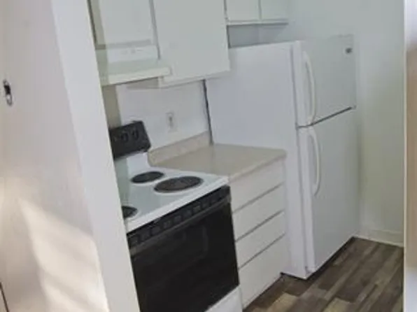 Westview Apartments, 2709 Westview Ct APT 3, Cross Plains, WI 53528