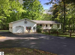 11958 N Long Lake Rd, Traverse City, MI 49685