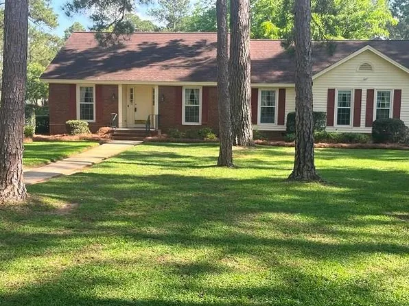2504 Kenilworth Dr, Albany, GA 31707