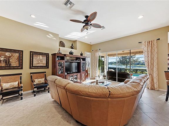4th image of 2604 Sawgrass Marsh Ct