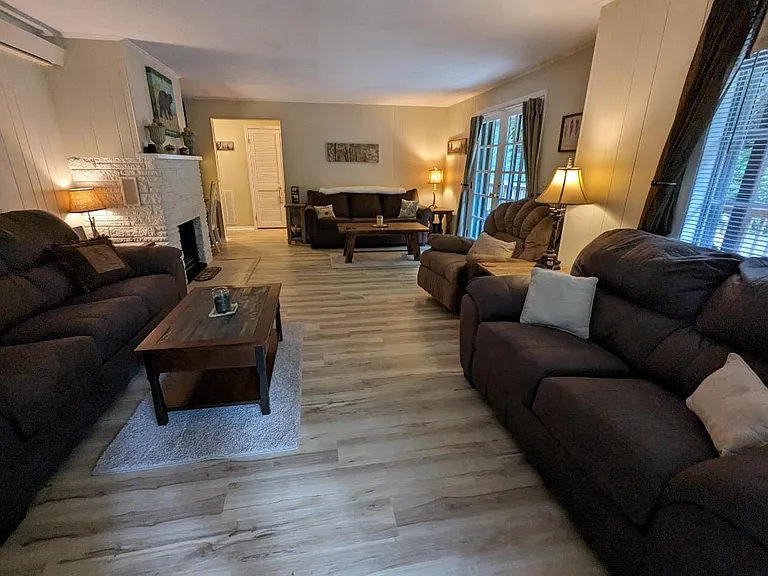 305 Shields View Dr — Photo 5