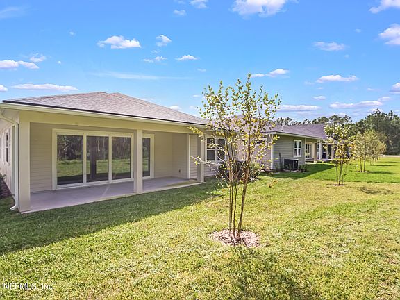 5th image of 224 THORNBERRY Way
