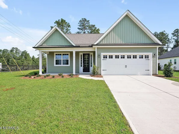 17 Saratoga Way, Rocky Point, NC 28457