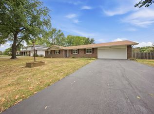 4951 S Palmer Avenue, Springfield, MO 65804