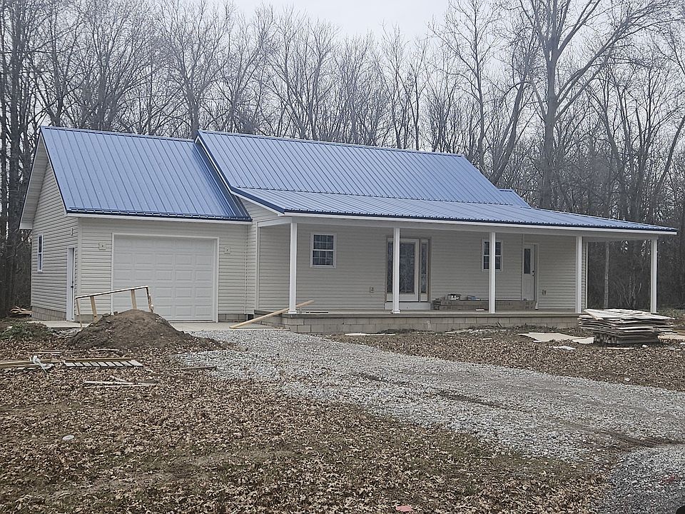 1st image of 114 Evergreen Dr