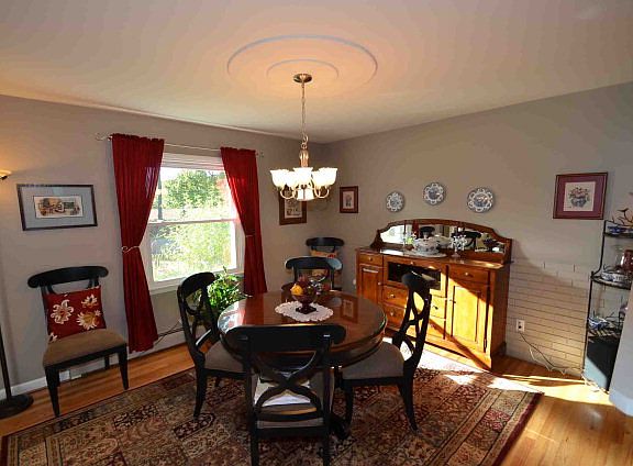 5th image of 28 Sandys Ln