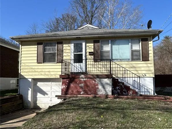 615 Tesmore Pl, Saint Louis, MO 63135