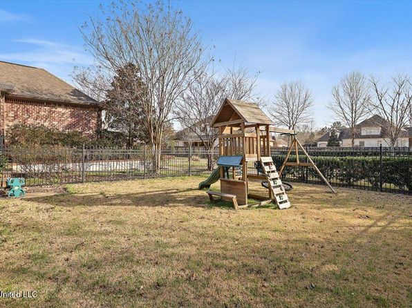 100 Indian Creek Blvd, Flowood, MS 39232