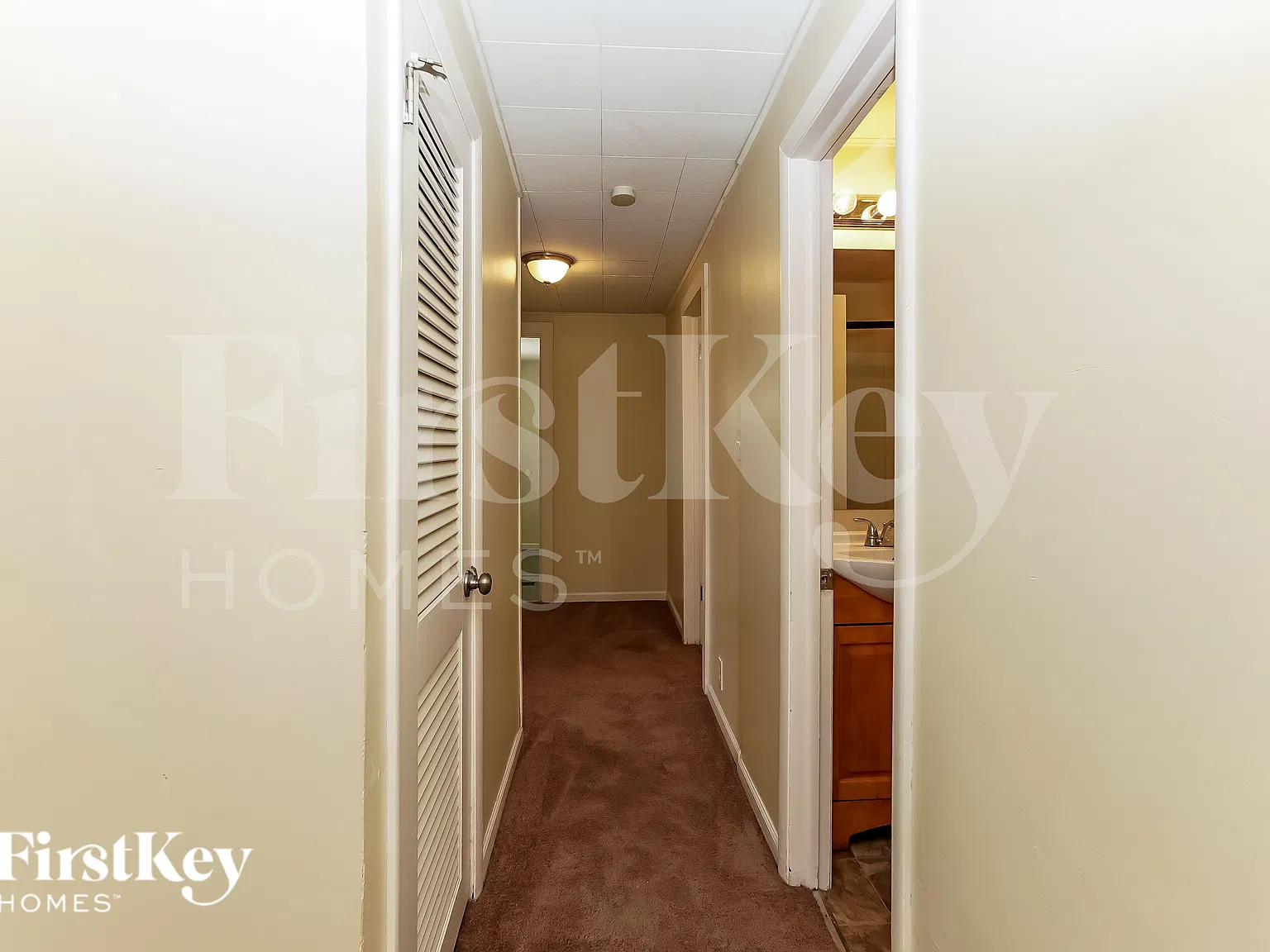 2 bed, 2.0 bath, 856 sqft, $2,045 — Photo 3