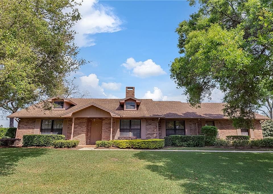 1st image of 1806 Pinnacle Dr