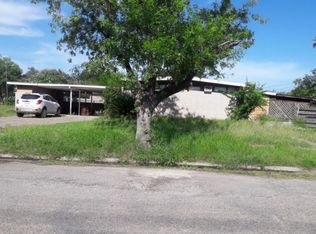 730 Santa Barbara Dr, Kingsville, TX 78363