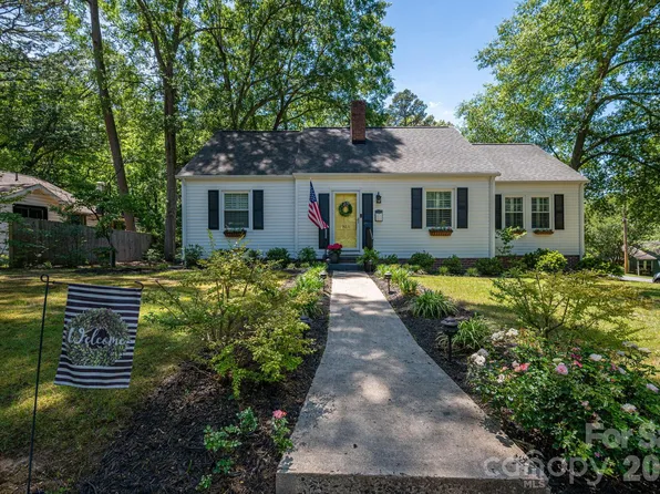 823 N Laurel St, Lincolnton, NC 28092