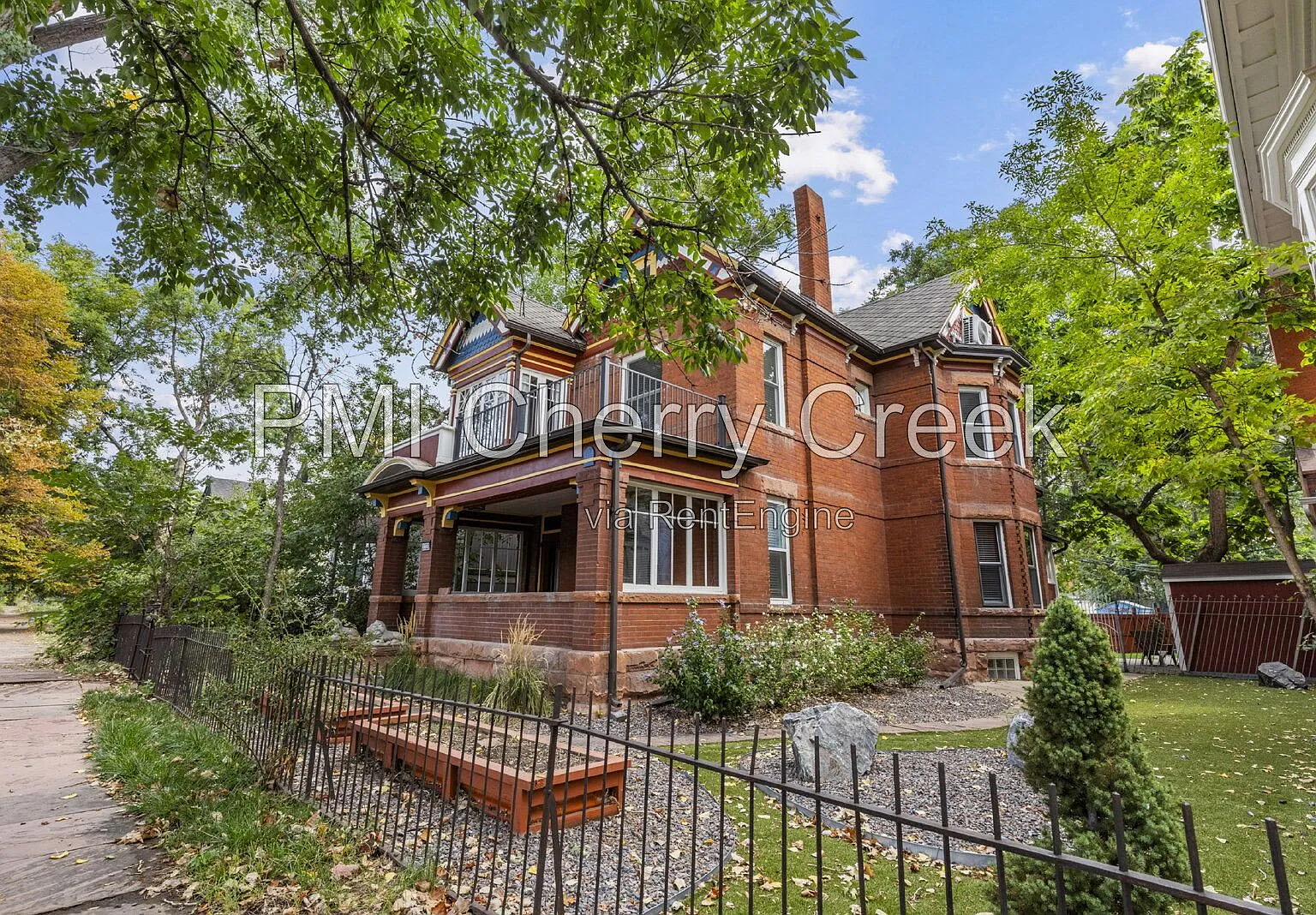 5 bed, 2.5 bath, 3248 sqft, $4,800 — Photo 3