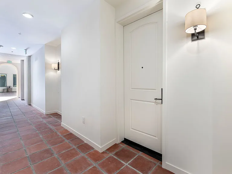 Mission View Residences — Photo 16