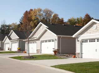 8732 Aristotle Dr, Fort Wayne, IN 46825