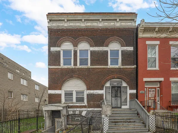 2737 W Congress Pkwy, Chicago, IL 60612