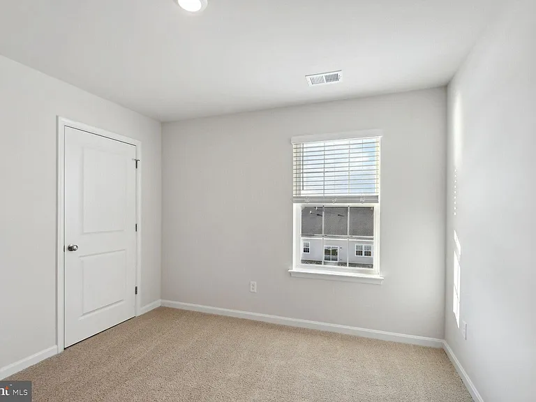 5208 Crooked Ln — Photo 12