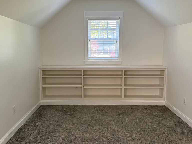11341 Charlotte View Dr — Photo 18