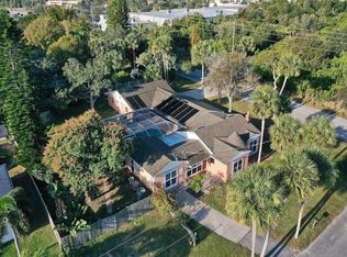 7727 Roseland Rd, Sebastian, FL 32958