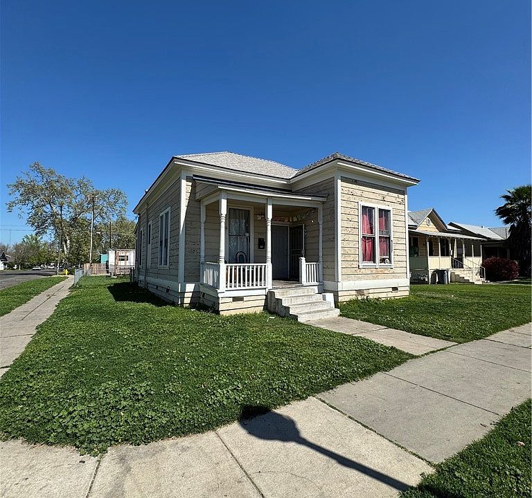 1st image of 259 W 18th St