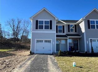 214 Smith Ln, Beaver Falls, PA
