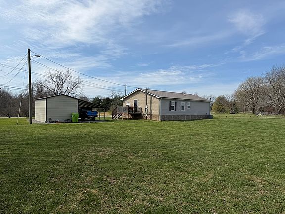 3rd image of 6998 Plateau Rd