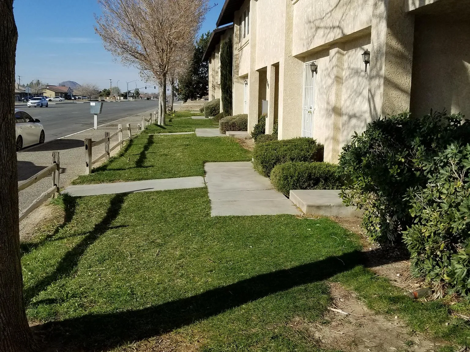 12745 Navajo Rd — Photo 2