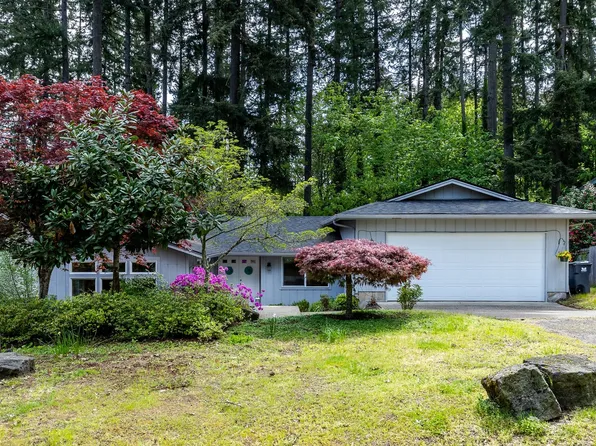 3195 Agate St, Eugene, OR 97405