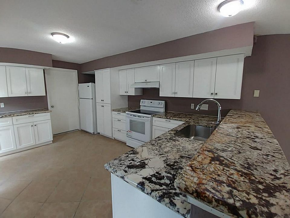 1st image of 6410 Grandvale Dr
