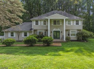 6 Cowie Rd, Chester Twp., NJ 07930