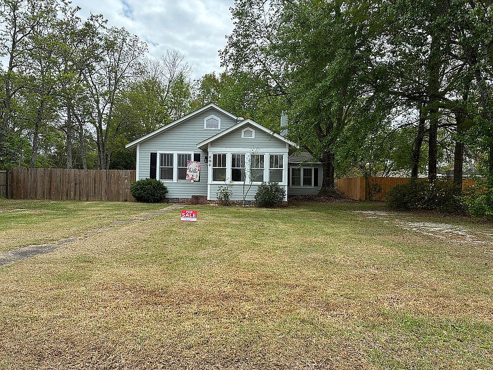 1st image of 404 E Horner St