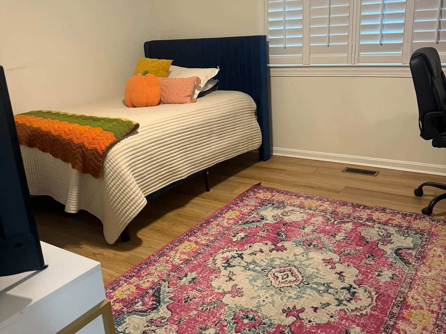4 bed, $2,250 — Photo 3