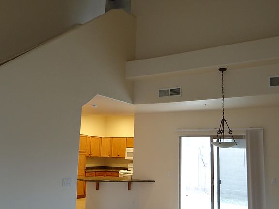 5th image of 8044 W Beck Ln
