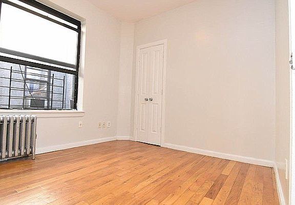 4th image of 243 W 135th St #4D