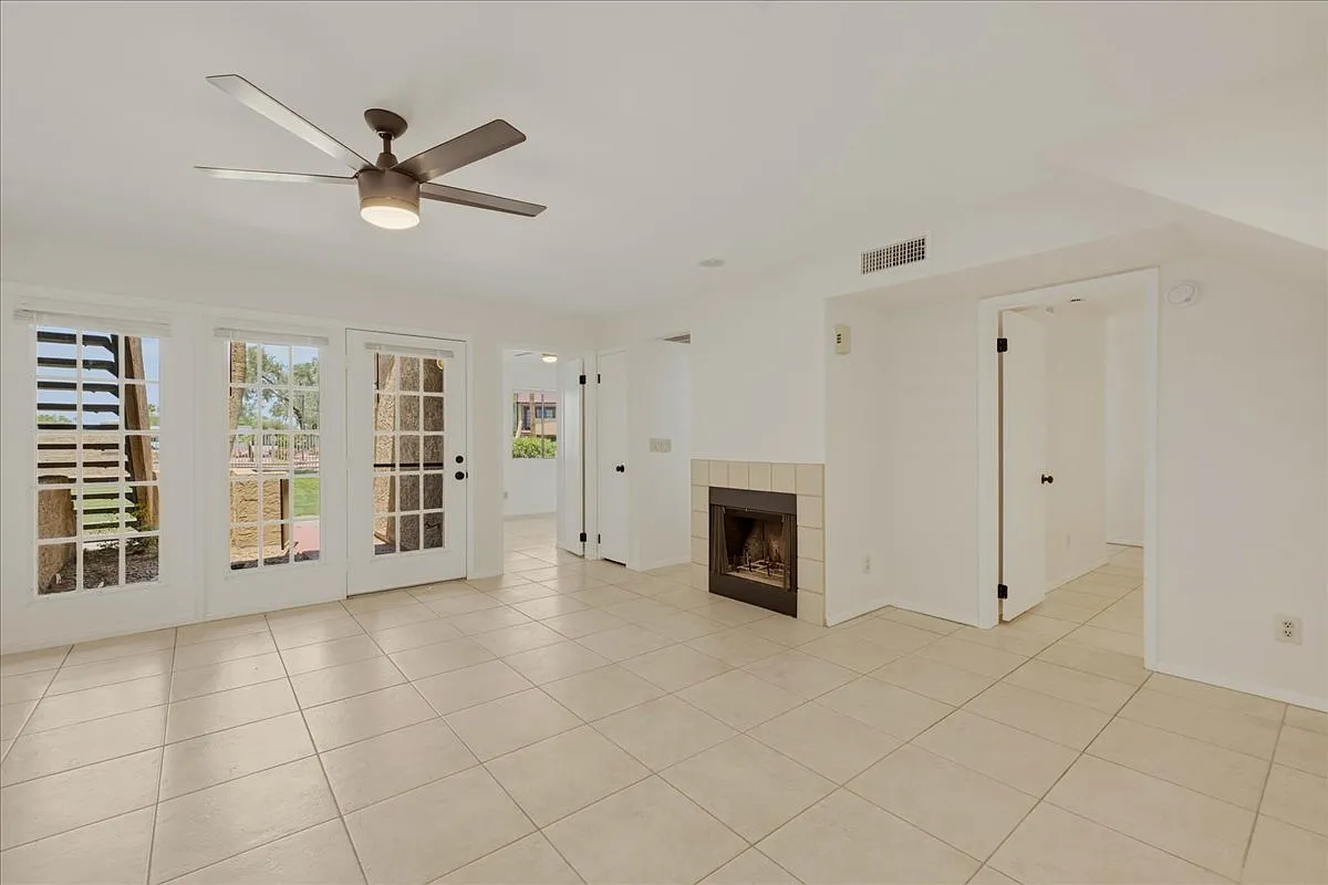 4901 S Calle Los Cerros Dr — Photo 4