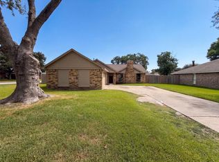 10942 Collingswood Dr, La Porte, TX 77571