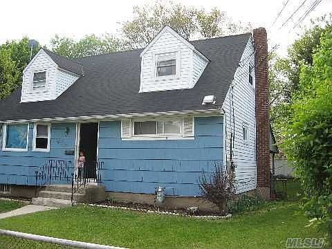 1st image of 850 Fullerton Ave