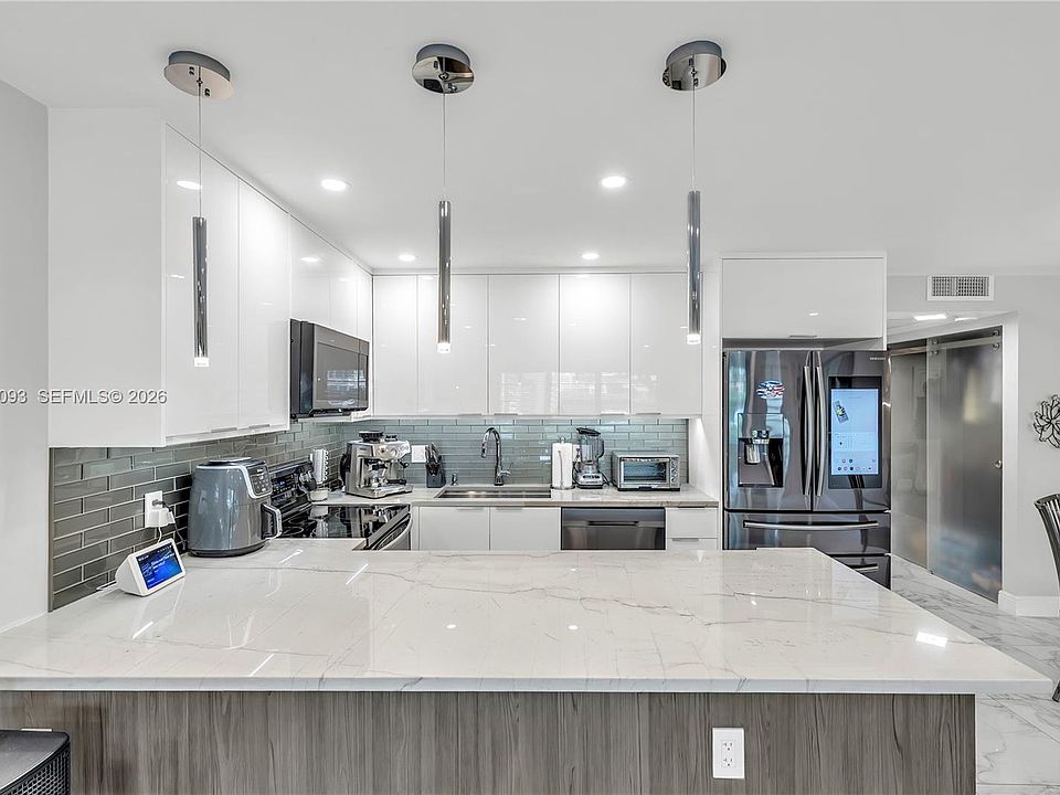 1st image of 1009 Berkshire #1009-A