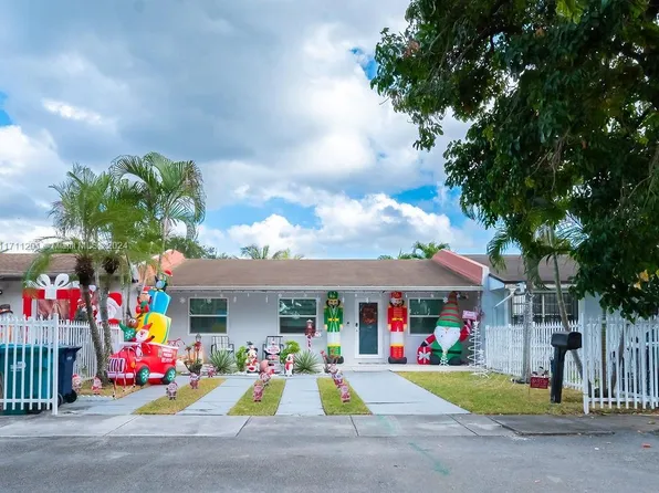 4967 SW 129th Ct, Miami, FL 33175