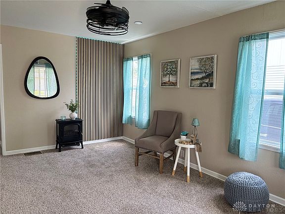 5th image of 513 Margaret Dr