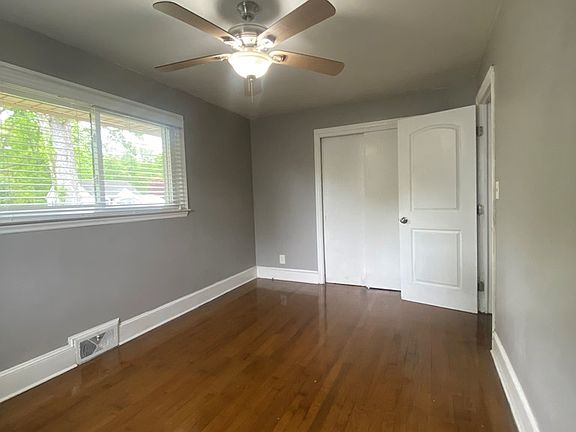 4th image of 208 Avalon Dr