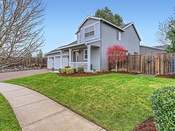 2nd image of 692 NE 49th Ave