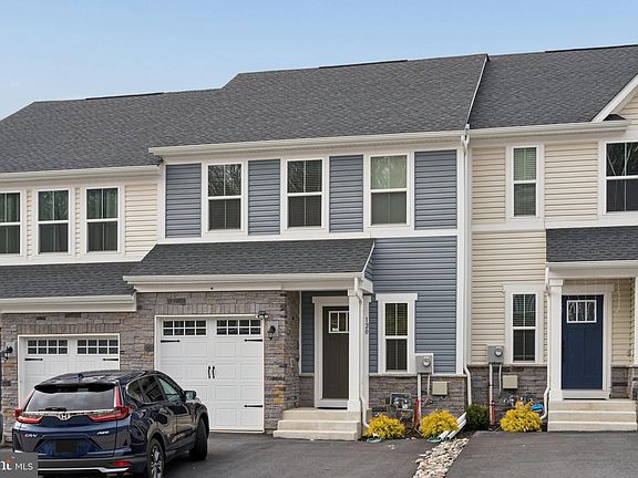 4th image of 120 Arden Way